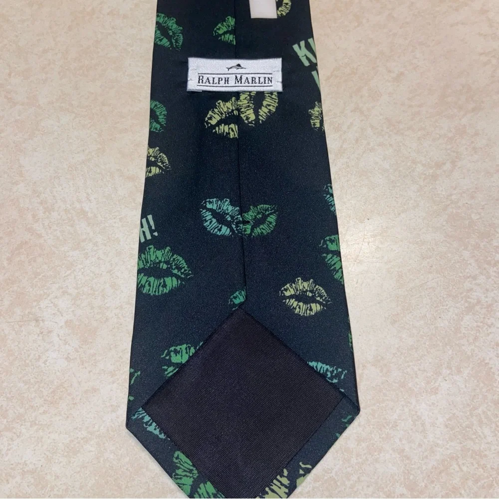Ralph Marlin Mens Tie Kiss Me I’m Irish  St. Patrick's Day Vintage 90s USA Made